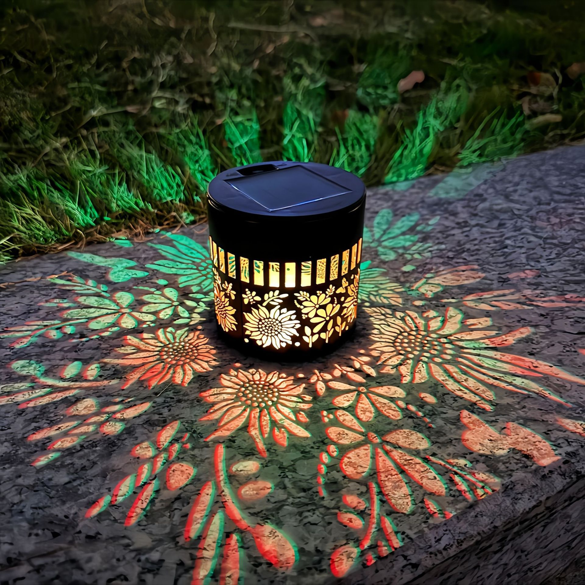 🌸Solar Mandala Wall Light Outdoor Garden Fence Projector Lamp Patio Ambient Decor