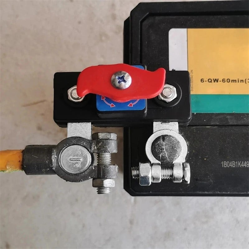 🔥LAST DAY 49% OFF - 🛠️12V/24V Car Battery Isolation Switch Automatic Manual Circuit Breaker Protector