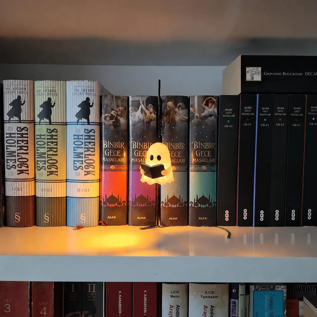 🎁Last Day Promo: 50% OFF - 👻Ghost Bookshelf Lantern
