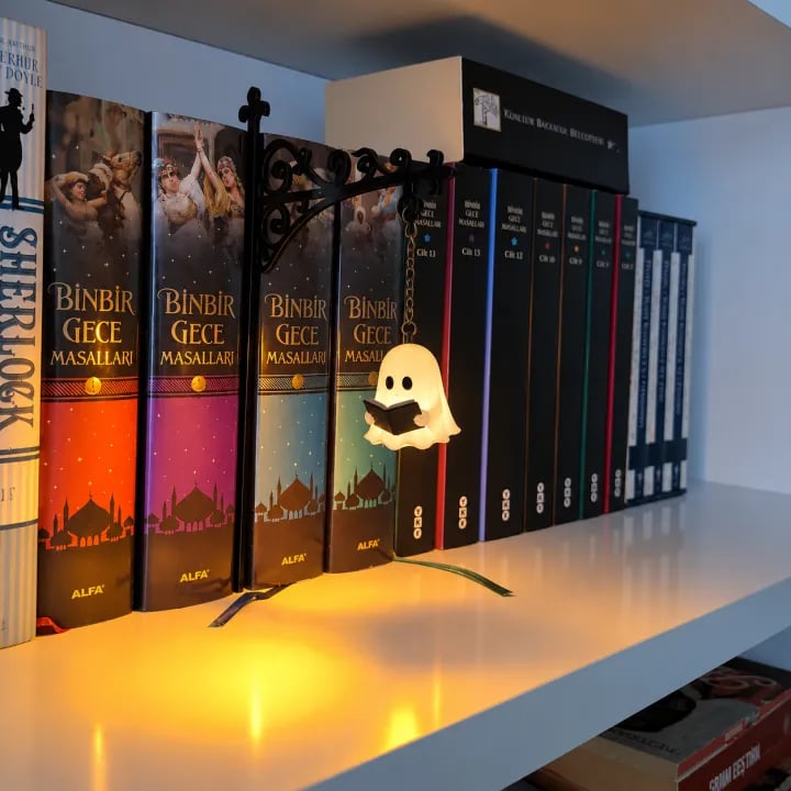 🎁Last Day Promo: 50% OFF - 👻Ghost Bookshelf Lantern
