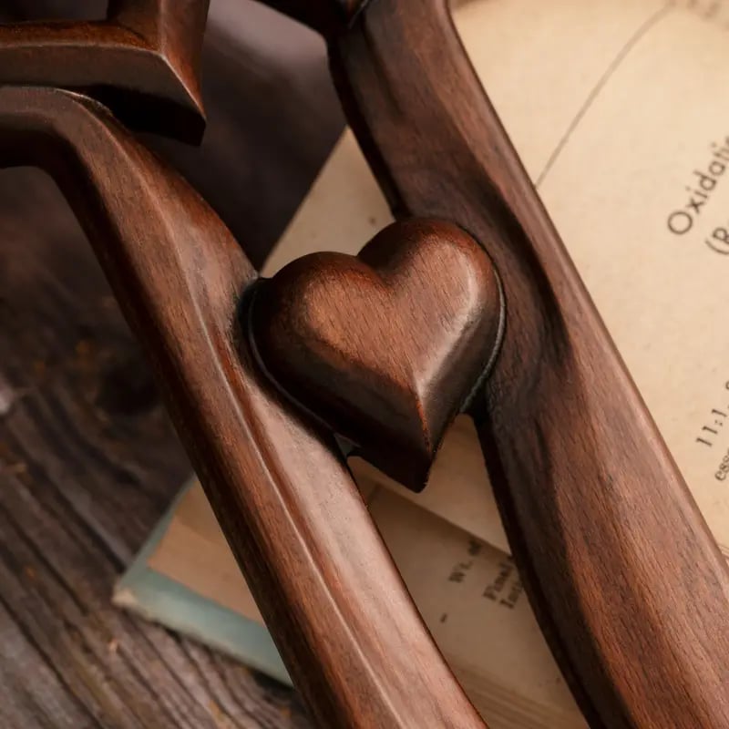 🔥 Last Day 49% OFF – Hand-Carved Intertwined Hearts Wooden Cross ❤️ Perfect Wedding & Anniversary Gift ✝️💞