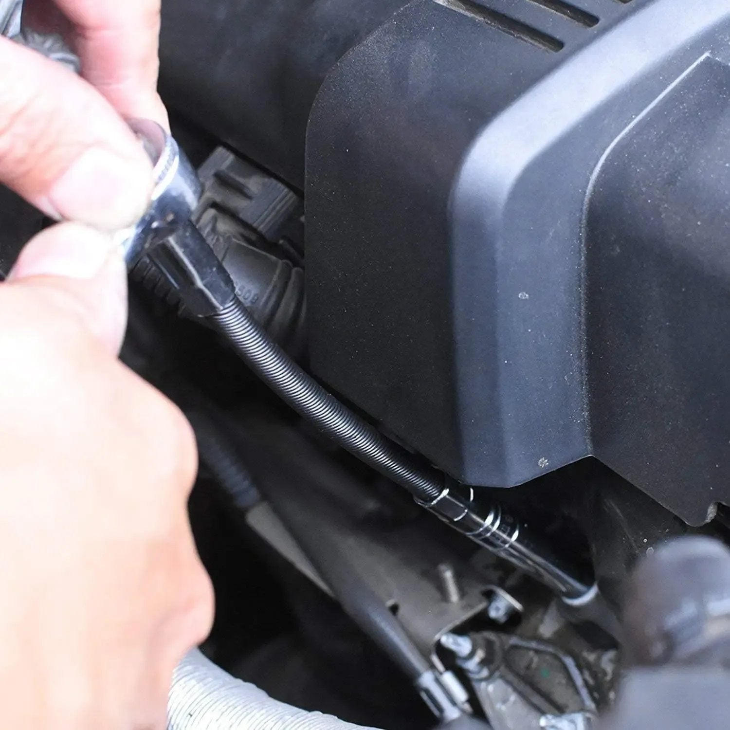 2026 Hot Sale💖1/2 Inch 35cm Socket Ratchet Wrench Set - 3 Bendable Shafts, Wrench Extender Tool, Connecting Rod