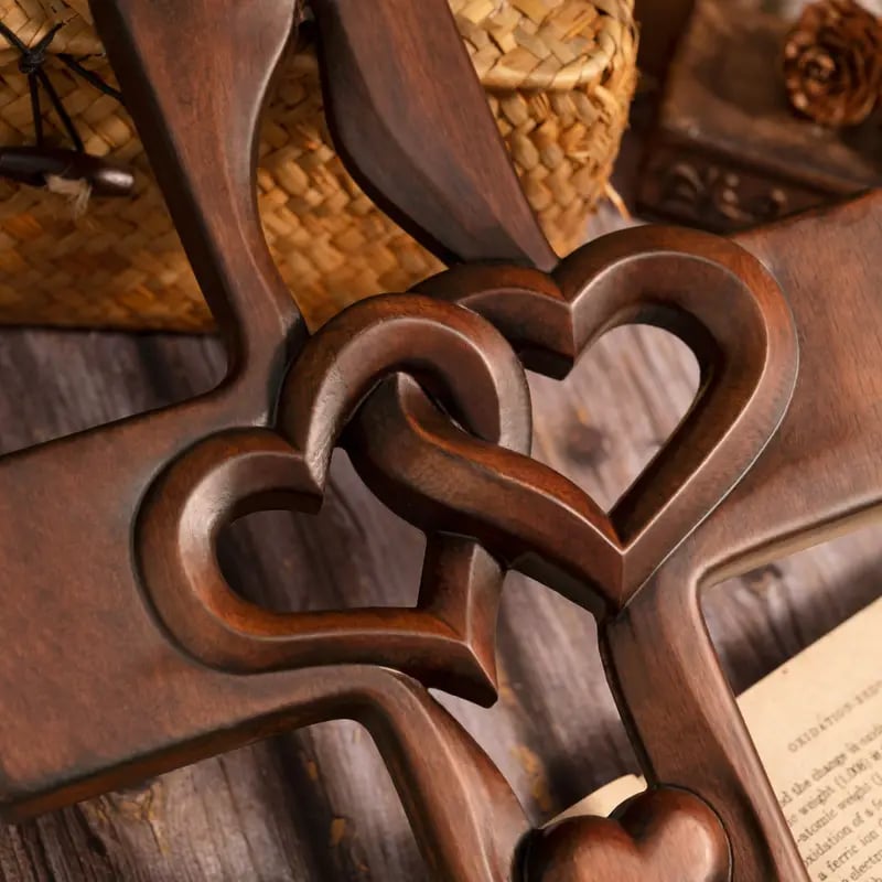 🔥 Last Day 49% OFF – Hand-Carved Intertwined Hearts Wooden Cross ❤️ Perfect Wedding & Anniversary Gift ✝️💞