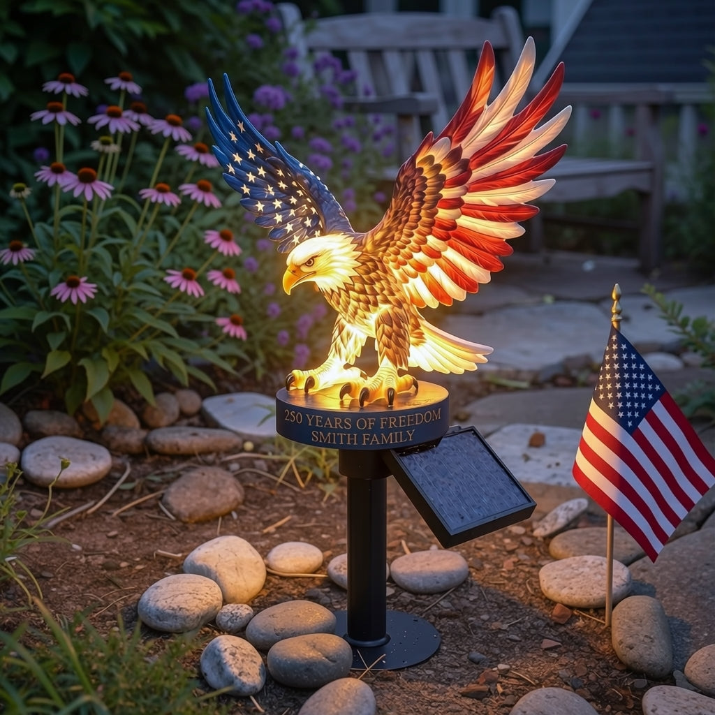 🦅 Personalized Solar Eagle Garden Light – A Glowing Tribute to American Freedom
