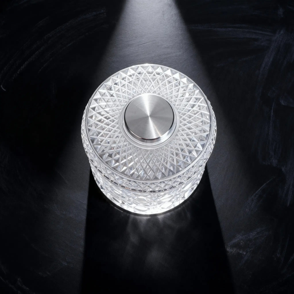 Luxury 360° Spinning Crystal Glass – Star-Cut Stress Relief Whiskey & Wine Glass