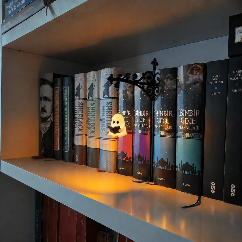 🎁Last Day Promo: 50% OFF - 👻Ghost Bookshelf Lantern